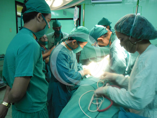 Phẫu thuật nâng ngực chảy xệ