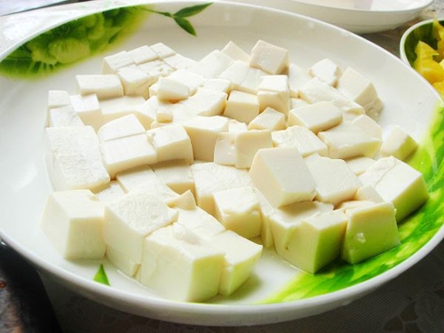 Eva chia sẻ bí quyết làm ngực to và đẹp hơn2