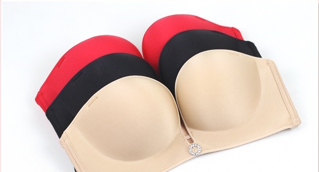 Đẹp và sexy hơn với áo lót nâng vòng 1 dành cho “ngực lép” 1 Đẹp và sexy hơn với áo lót nâng vòng 1 dành cho “ngực lép” 1