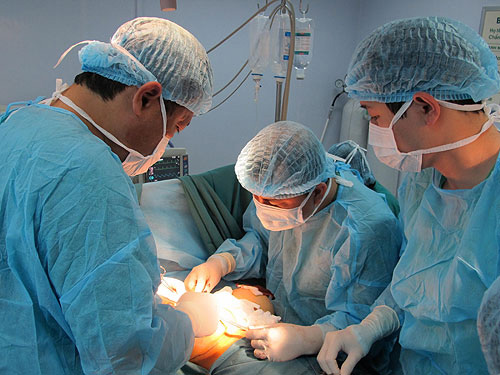 Có nên nâng ngực không? – Những góc nhìn khác nhau