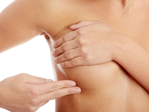 Gợi ý giúp bạn biết ngực lép phải làm sao cho to và đẹp hơn?