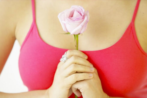 Liệu xăm hồng nhũ hoa có phải cách thức làm đẹp an toàn?